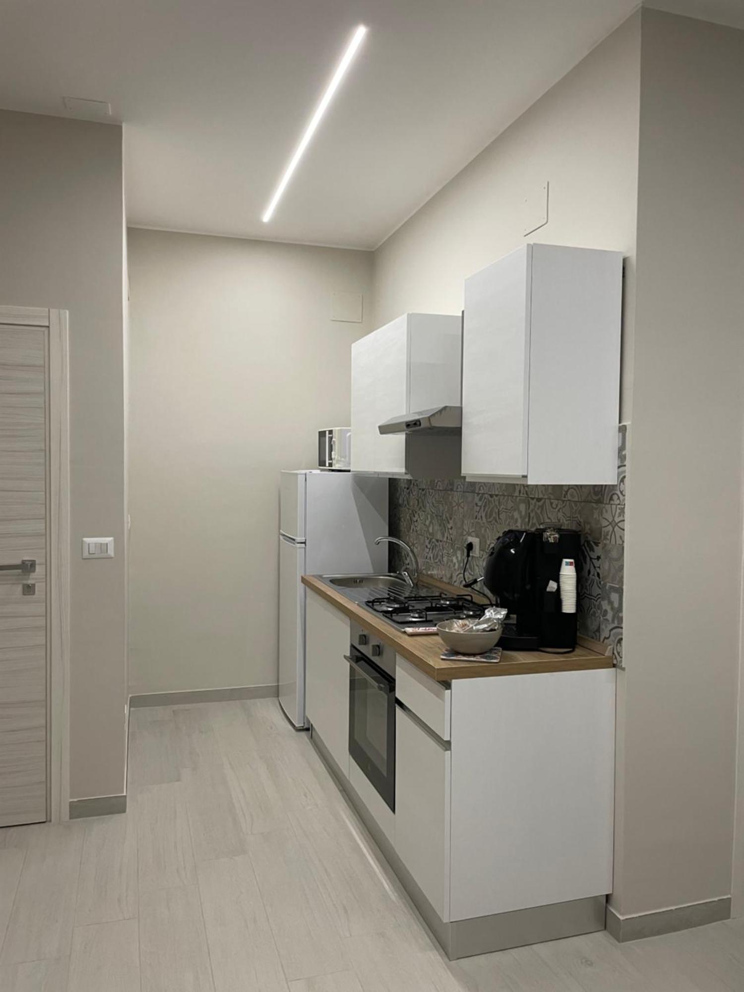 Luma Holiday Homes Mondragone Exterior foto